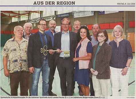 Landrat Reuter übergibt die Sporthalle an den Flecken Adelebsen