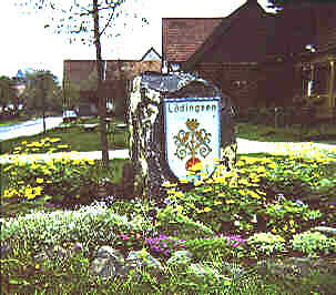 Wappenstein L&ouml;dingsen - H&ouml;rmker Stra&szlig;e, Ecke Adelebser Stra&szlig;e